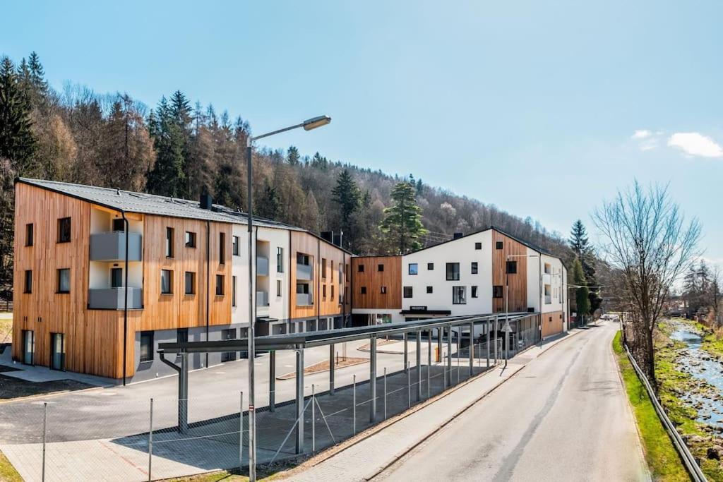 Horsky V Resortu Se Sluzbami A Wellness Apartment Vrchlabi